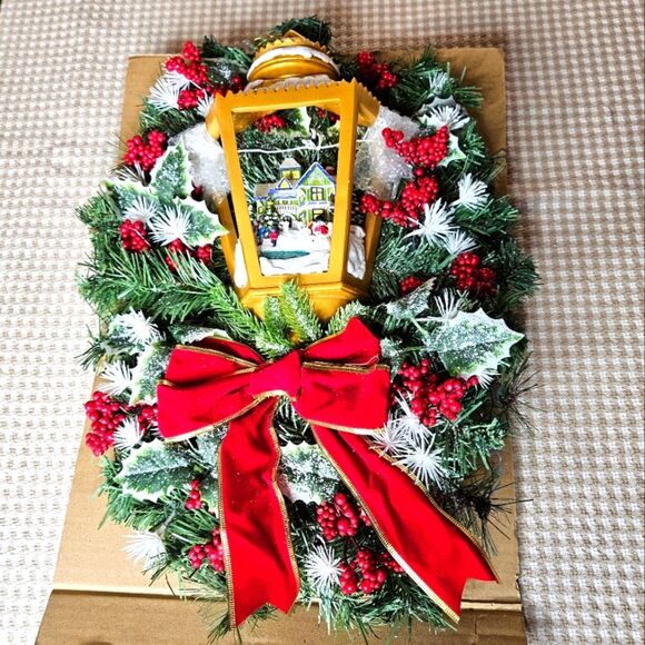 Thomas Kinkade A Happy Homecoming Illuminated  Victorian Christmas Wreath - Picture 1 of 11